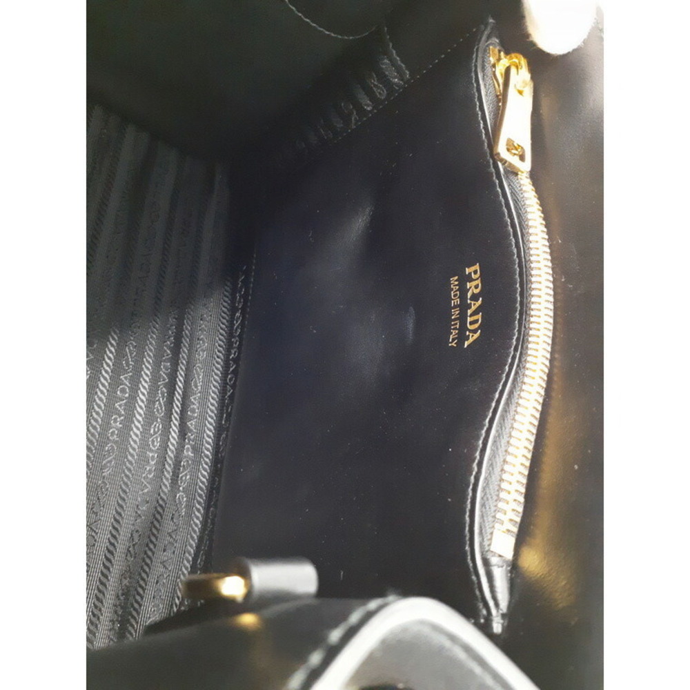 PRADA Monochrome Saffiano Leather Bag Leather Black - Picture 7 of 9